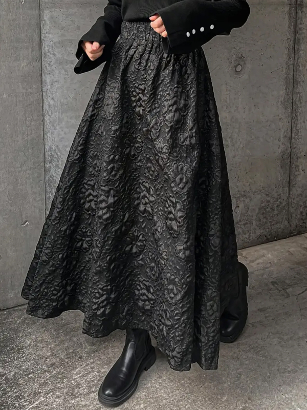 Proljetna i jesenska crna trodimenzionalna reljefna žakard cvjetna suknja Niša univerzalna suknja s kišobranom koja prekriva bokove Suknja A-kroja srednje duljine