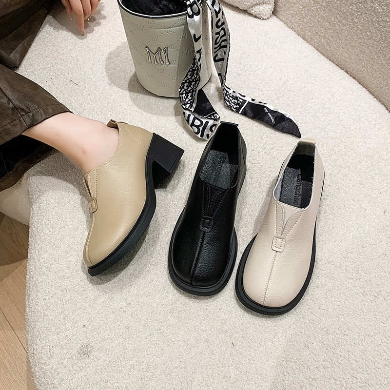 2024 tavaszi és őszi új, mély szájú, középső sarkú, vastag sarkú, kerek orrú, női koreai stílusú, kényelmes, bebújós, plus size Lefu női cipők