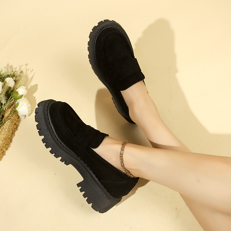24 Ősz Új Külkereskedelmi Plus Size Női Egyrétegű Cipők Mokaszinók Egyszínű Velúr Plus Size Női Vastag Talpú Mary Jane Cipők