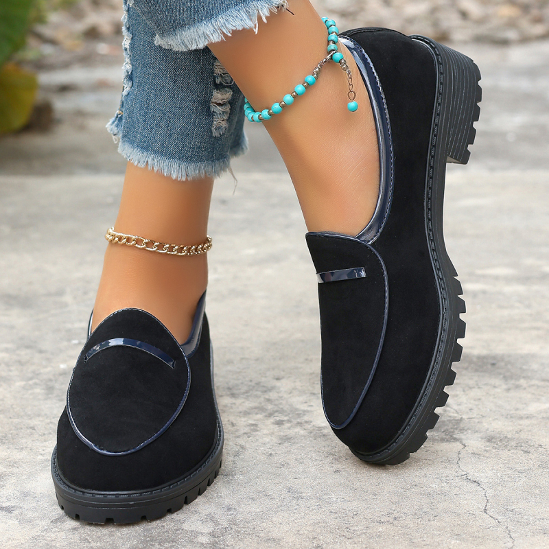 2025 tavaszi és őszi új stílusú kerek orrú, közepes sarkú, vastag sarkú, egyszínű cipő, női koreai stílusú, mindennapi bebújós, nagy méretű, divatos, külkereskedelmi női cipők