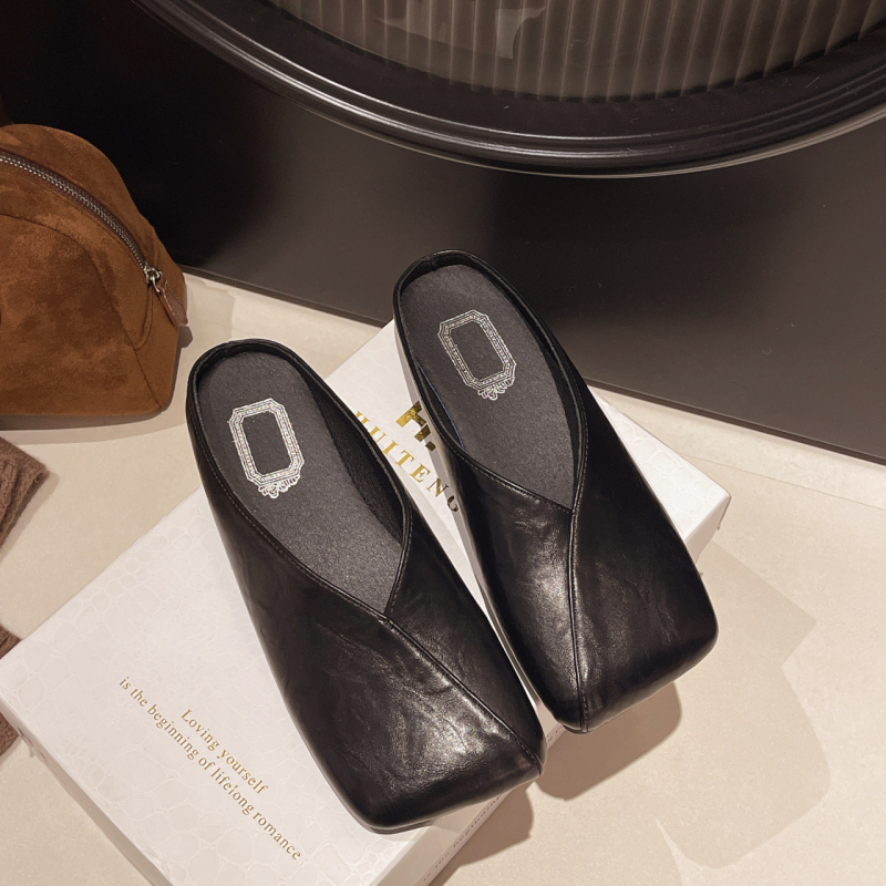 Francia stílusú Chanel stílusú Baotou félpapucs, női cipők, külső viselet, 2025-ös nyári külső viselet, lapos talpú, szögletes Mueller szandál