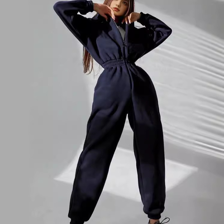 Határokon átnyúló akció 2024 Amazon ebay-en. Eladó sport és szabadidős női kapucnis overál vastagított öltönyvel.