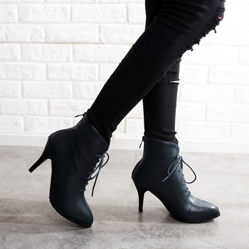 40-43 Külkereskedelmi Európai és Amerikai Kávé Eső Női Csizma Hegyes Hegyes Fűzős Cipzáras Női Rövid Csizma W371