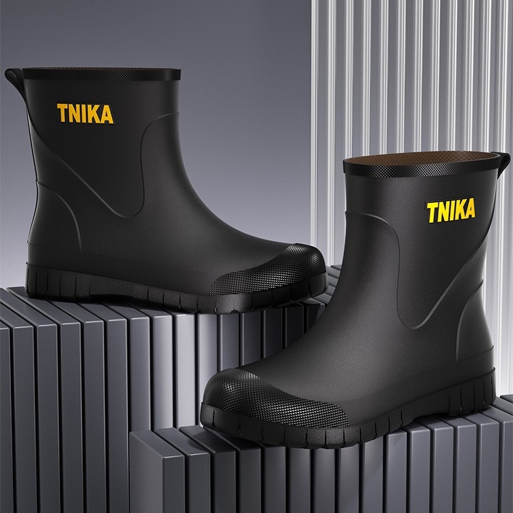 Meeste kummist saapad keskmise toruga veekingad veekindlad kulumiskindlad kummist kingakattega kingad kummist saapad libisemiskindlad lühikese toruga moekad lihtsad