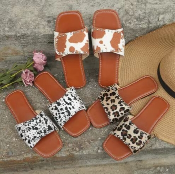 Crossborder 2024 tavaszi új plus size női leopárdmintás, szögletes fejű, tépőzáras, lapos szegecses papucs nagykereskedelemben