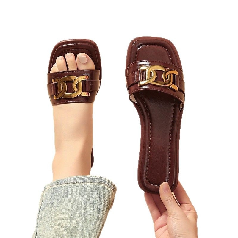 Külkereskedelmi fémláncos lapos papucsok női 2024-es európai és amerikai divatos egyszínű szandálok női papucsok