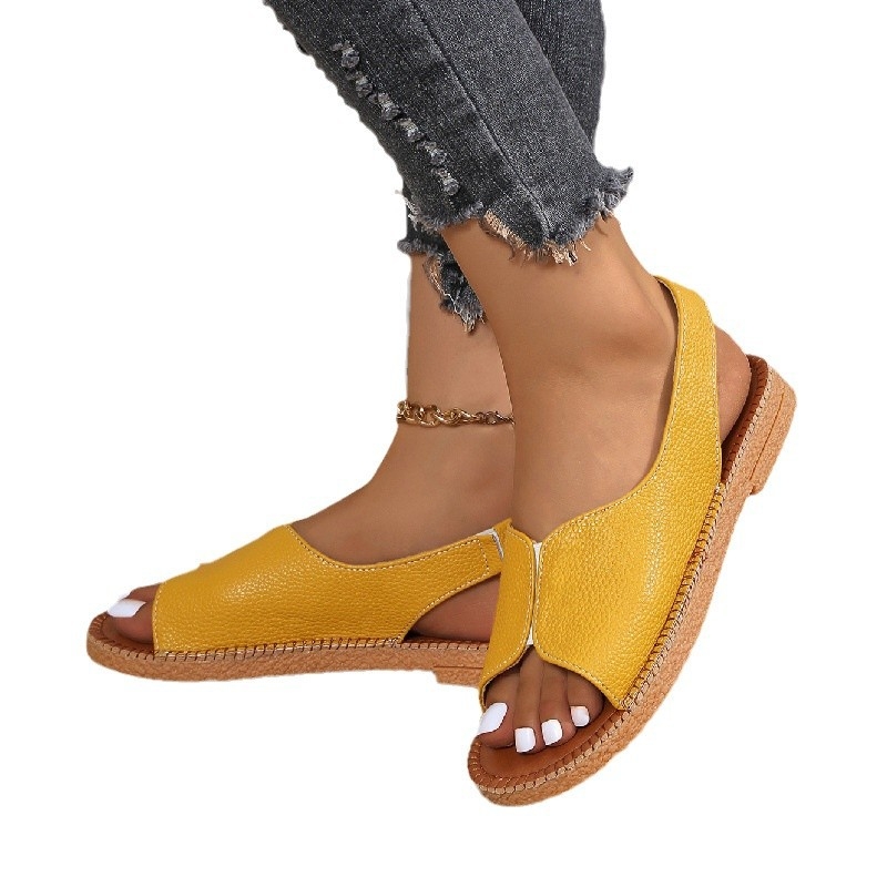 plius dydžio užsienio prekybos sandalai moteriški 2025 m. vasaros nauji plokščiu dugnu patogūs jautienos sausgyslių minkštu dugnu tarpvalstybiniai moteriški sandalai su žuvies burna