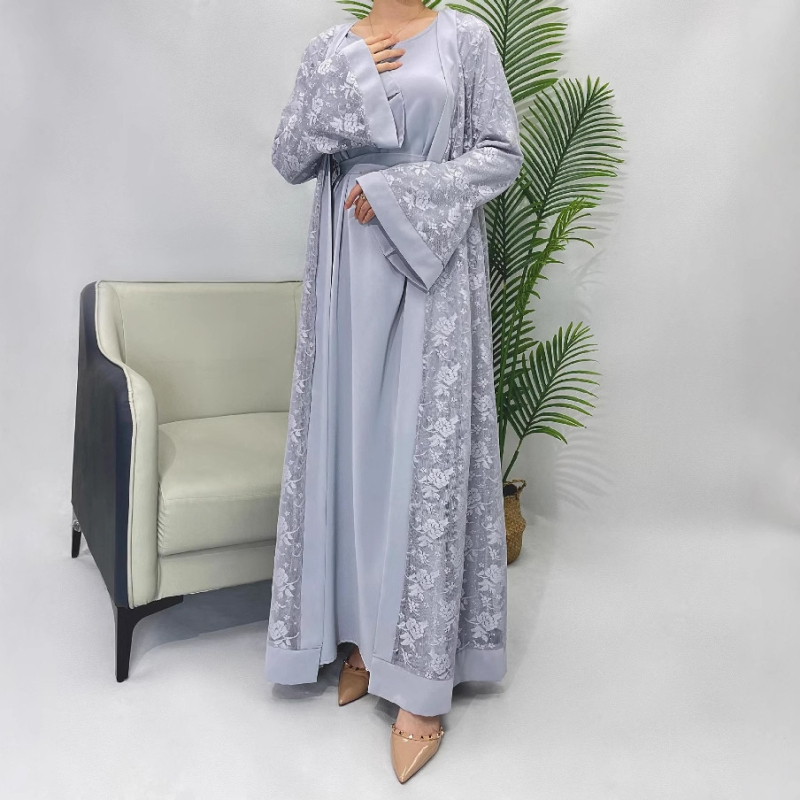 Musulmaņu modes dāmas islāma tradicionālais apģērbs arābu kleita kaftan abaya halāts burqa