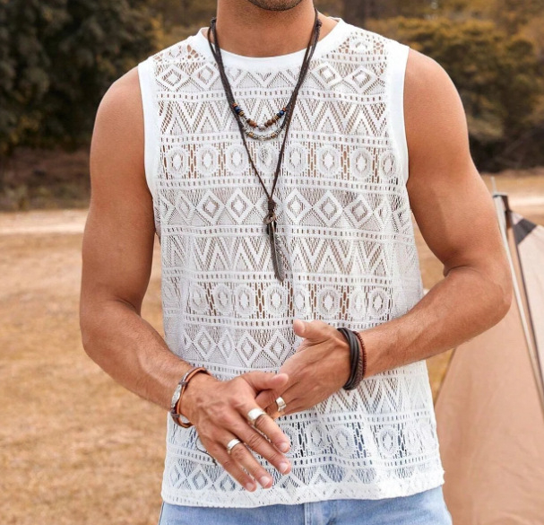 2024-es európai és amerikai határokon átnyúló férfi szexi, kényelmes, csipkés, üreges, egyszínű póló