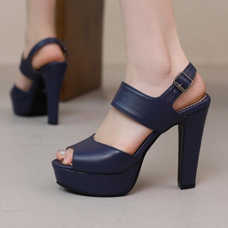 2024-es női szandálok vízálló platformmal, peep toe-val, nyitott háttal, bokapánttal és egypántos szandálokkal