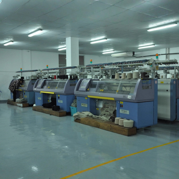 Nauji rudens ir žiemos vyriški megztiniai, vyriški kardiganai, laisvalaikio megztiniai užsienyje