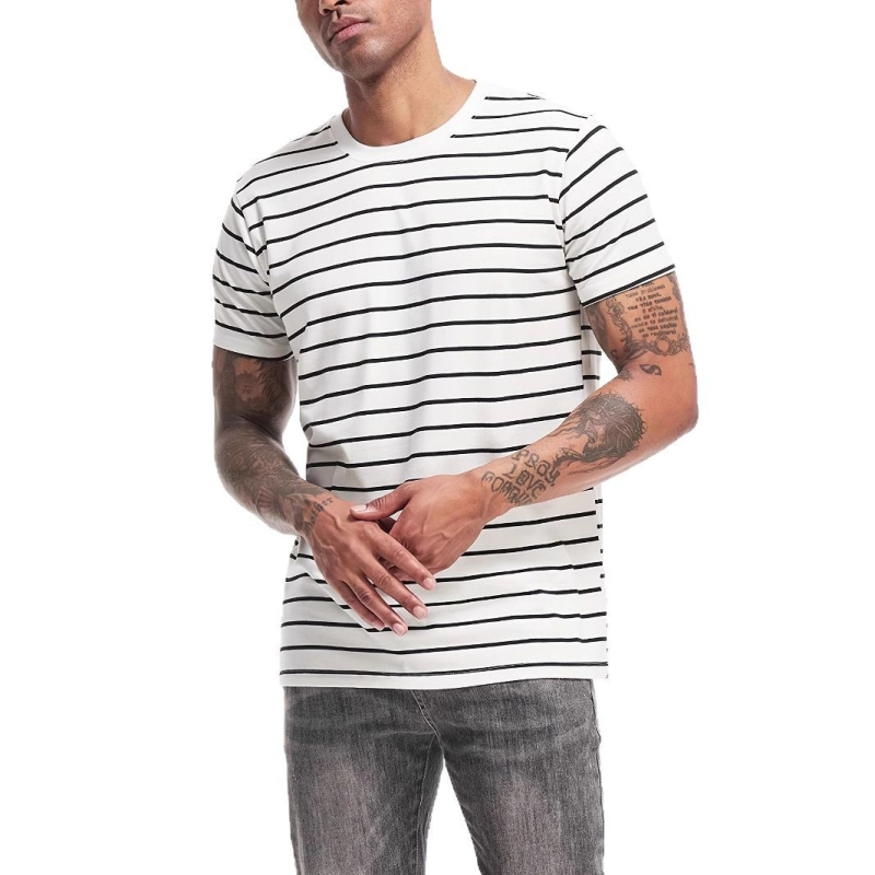 Határokon átnyúló különlegesség a 2025-ös nyárra, új, lezser trendi, bő, retró színű, csíkos, rövid ujjú, kerek nyakú póló.