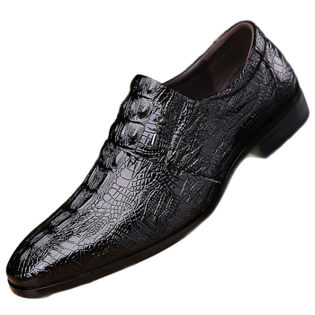 Vīriešu apavi ar lieliem izmēriem, biznesa ikdienas ādas apavi, 2024. gada jaunā krokodila stila plus izmēra mode, Džokera stila korejiešu versija.
