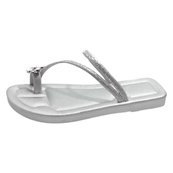 INS Internetis populaarsed sandaalid ja sussid Naiste vabaaja Chaneli stiilis 2024 uued lamedad rannasandaalid kivikestega, klambriga varvastega ülerõivasteks