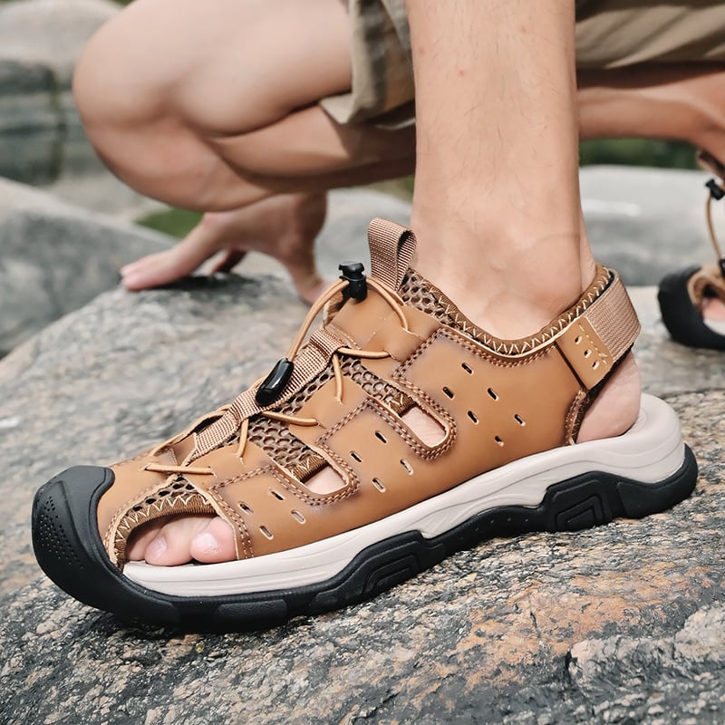 Férfi szandálok 2025 nyár új Trbottomy szabadtéri strandcipők férfi alkalmi vezetési puha talpú csúszásgátló szandálok