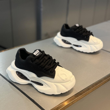 Мъжки обувки с дебела подметка, пролет/есен 2025, нови обувки за увеличаване на височината, супер популярни мъжки обувки, модерни, универсални, ежедневни спортни обувки