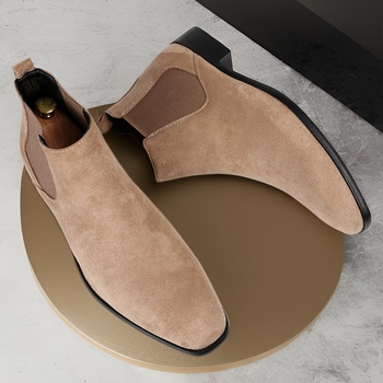 2025. aasta sügis-talve uued suured meeste Chelsea saapad väikese kandilise ninaga Briti härmas Korea stiilis meeste lühikesed saapad hulgimüügist