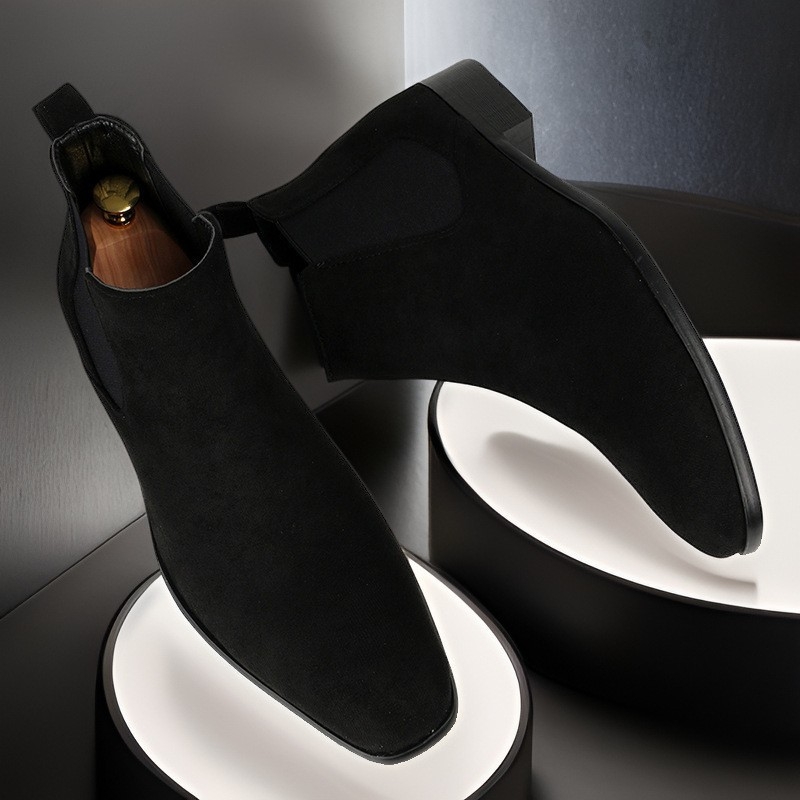 2025. aasta sügis-talve uued suured meeste Chelsea saapad väikese kandilise ninaga Briti härmas Korea stiilis meeste lühikesed saapad hulgimüügist