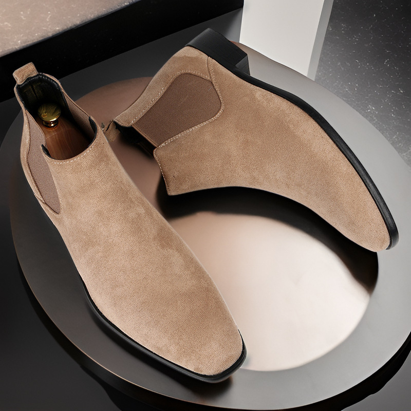 2025. aasta sügis-talve uued suured meeste Chelsea saapad väikese kandilise ninaga Briti härmas Korea stiilis meeste lühikesed saapad hulgimüügist