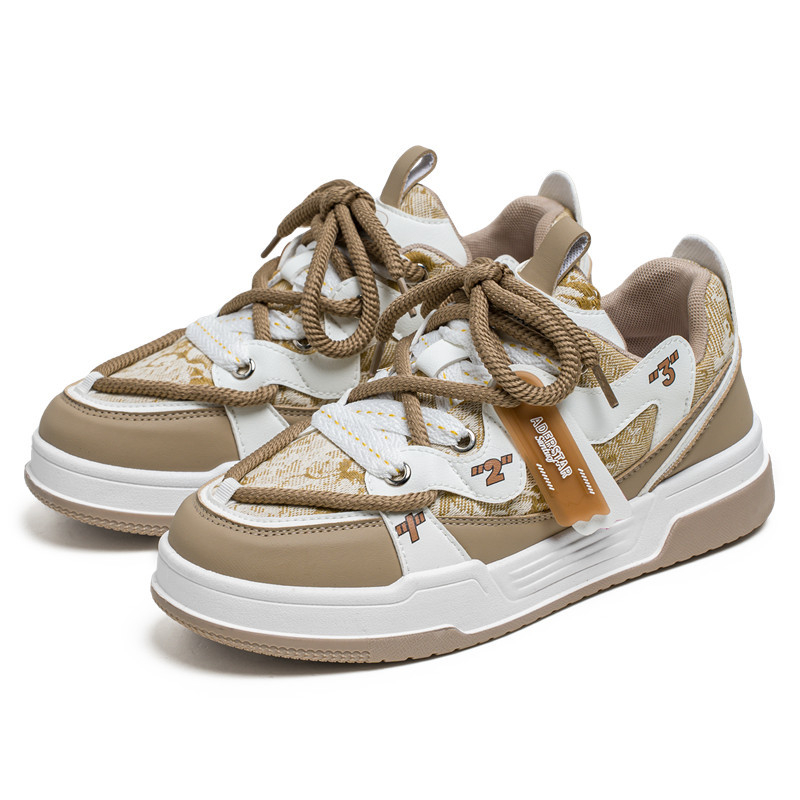 Vyriški batai 2025 m. pavasariui ir rudeniui, nauji raudoni, retro stiliaus, laisvalaikio, sportiniai, vasaros, padidinto neslystančio dizaino, „Sense Bread“ madingi sportbačiai