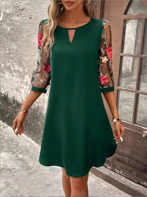 În stoc 2024 Rochie transfrontalieră europeană și americană de mărime mare pentru femei AliExpress la modă, cu guler rotund, imprimată din dantelă și mânecă cu șapte puncte