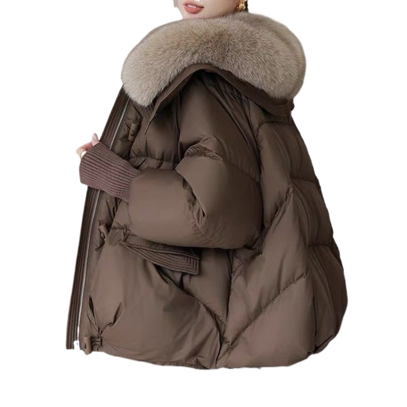 2025 m. žieminė nauja pūkinė medvilninė striukė, moteriška trumpa vakarietiško stiliaus korėjietiška laisva medvilninė striukė su kailine apykakle, sustorinta medvilnine striuke
