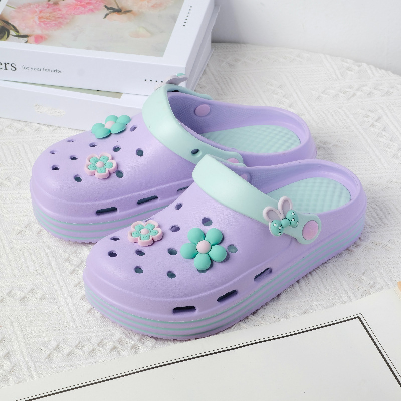 Naiste Crocsid Suvi 2024 Uued paksu tallaga ruudulised Baotou poolsaapad libisemiskindlad ülerõivad Internetikuulsuste populaarsed rannasandaalid