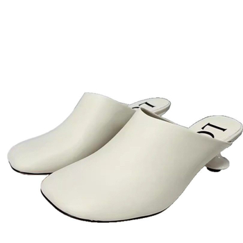 2025 tavasz és nyár új váza sarkú papucsok Baotou magas sarkú szandálok és papucsok különleges sarkú Mueller cipők divatos félpapucsok nőknek