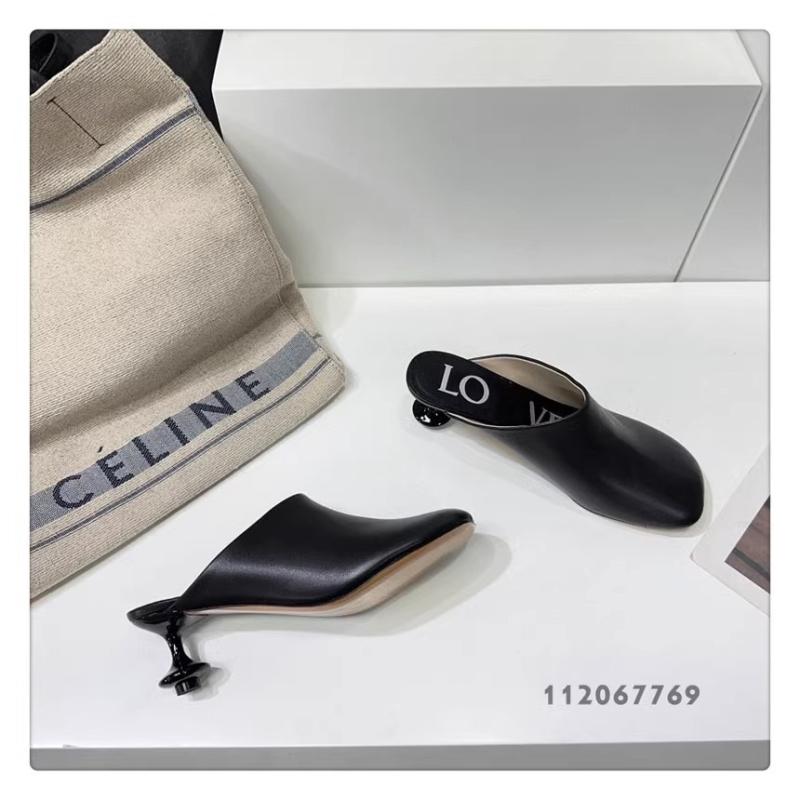 2025 tavasz és nyár új váza sarkú papucsok Baotou magas sarkú szandálok és papucsok különleges sarkú Mueller cipők divatos félpapucsok nőknek