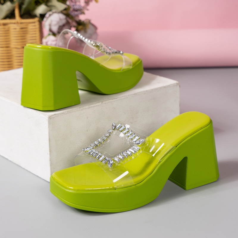 Külkereskedelem Délkelet-Ázsia plus size magas sarkú, szögletes orrú, strasszos papucs női külső ruházat, vízálló platform, vastag talpú szandál, kívánság