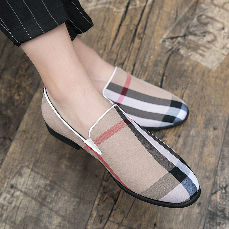 Doug Shoes férfi egypedálos lusta cipő vezetéshez, minden mérkőzéshez, divatos brit stílusú fodrász belső magasságnövelő divatos bőrcipő