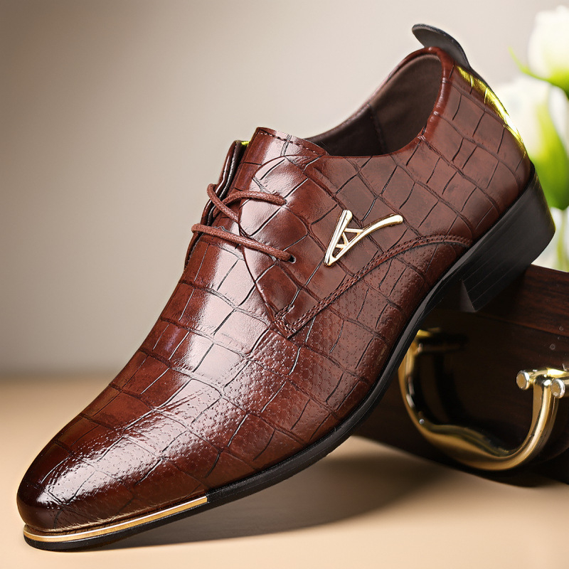 Férfi határokon átnyúló új ifjúsági, lélegző, plus size bőrcipő, koreai hegyes orrú, üzleti, borbély bőrcipő