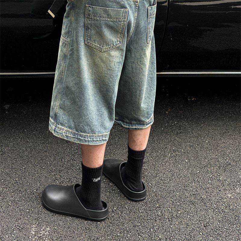 Fiúk Baotou papucsok vastag aljú külső viselet 2024 új stílusú, bebújós, csúszásmentes francia bőr páros Baotou papucsok