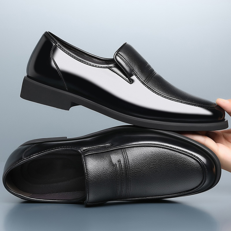 Bőrcipők Férfi valódi bőr üzleti ruha nyári üreges lélegző alkalmi puha talpú csúszásgátló nagy méretű középkorú és idős apa cipő