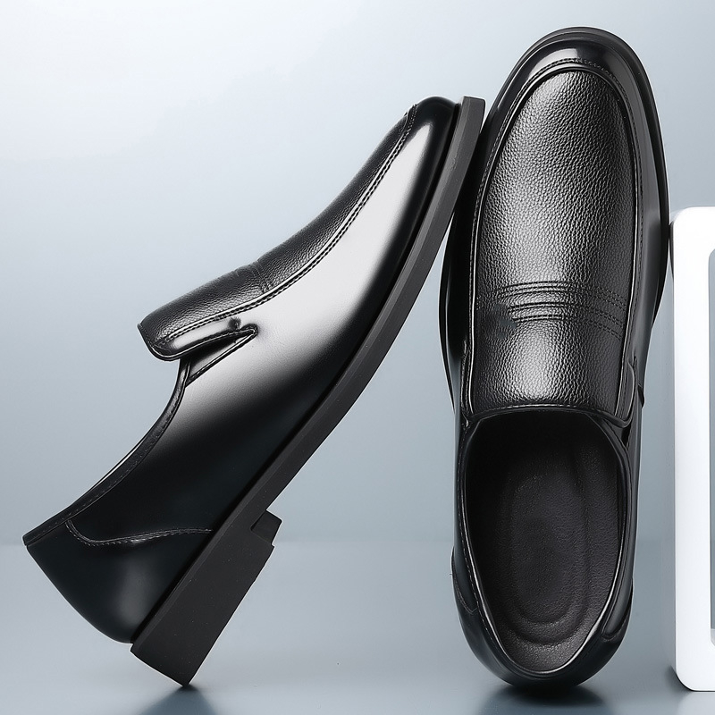 Bőrcipők Férfi valódi bőr üzleti ruha nyári üreges lélegző alkalmi puha talpú csúszásgátló nagy méretű középkorú és idős apa cipő