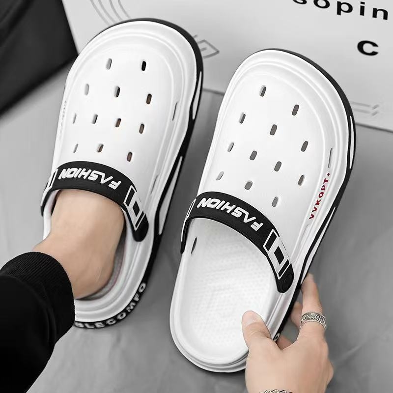 Új EVA vastag talpú lyukas férfi cipő divatos nyári külső ruházat bebújós bebújós puha talpú kültéri strandpapucs