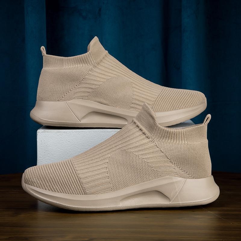 Nagy méretű férfi cipők tavaszi bebújós repülő szőtt sport alkalmi cipők páros hálós cipők női zokni cipők lusta cipők