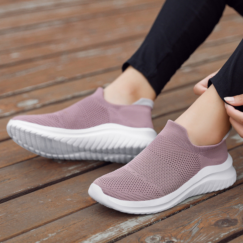 Új pár repülő kötött zokni száj Jinjiang hideg ragacsos női cipő őszi hálós cipő alkalmi cipő női futócipők