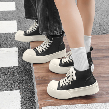 Sügis 2024 uued vabaajajalatsid naistele mustad paksu tallaga suurendatud peaga Derby kingad 55426-J