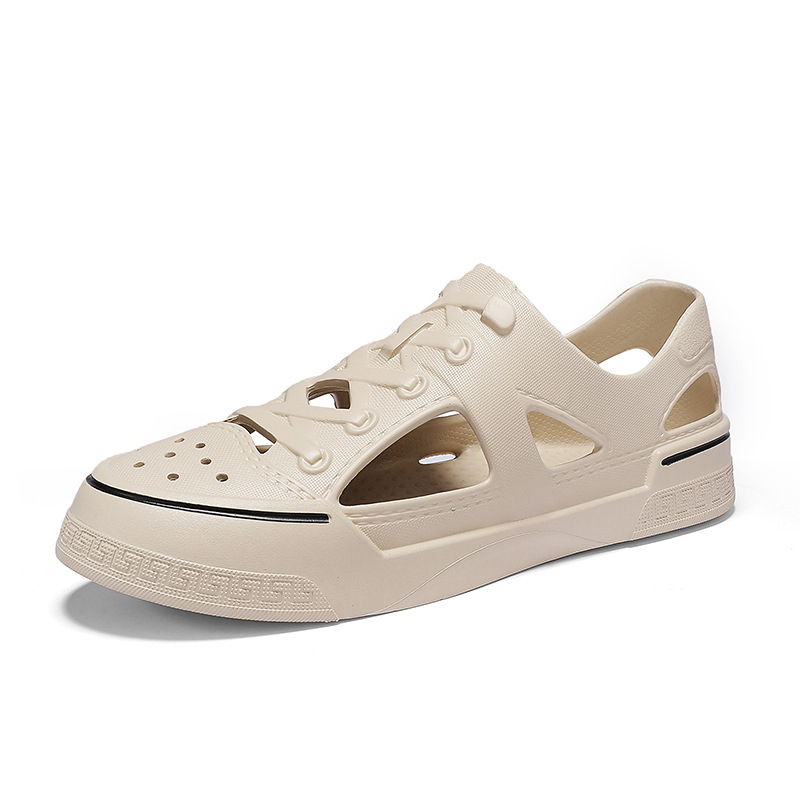 Lyukas cipők Férfi új nyári kimenő kopásálló üreges szandálok Férfi puha talpú alkalmi divatos strandszandálok