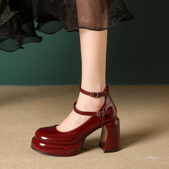 Francia stílusú vastag sarkú Mary Jane bőr női cipők 2025 tavaszi új piros magas sarkú retró tündér stílusú szoknyacipők