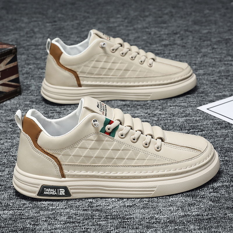 Férfi cipők 2023 Új őszi divat Minden mérkőzés alkalmi férfi bőr cipő Slip-on fehér lapos cipő Sport divatos cipők