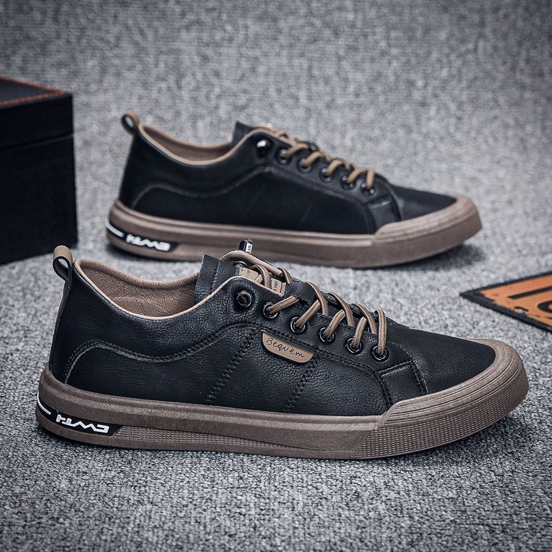 Férfi cipők 2023 Új őszi divat Minden mérkőzés alkalmi férfi bőr cipő Slip-on fehér lapos cipő Sport divatos cipők