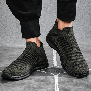Férfi cipők nyári könnyű sport hétköznapi vékony repülő szőtt férfi szövetcipő 2023 őszi nagyméretű cipők határokon átnyúló nagykereskedelem