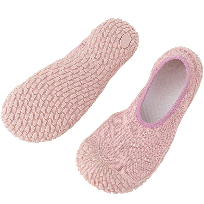 „Goren Shark Silent Yoga Special“ sportbačiai namams, neslystantys, amortizuojantys, minkšto dugno, šokinėjantys virvėmis.