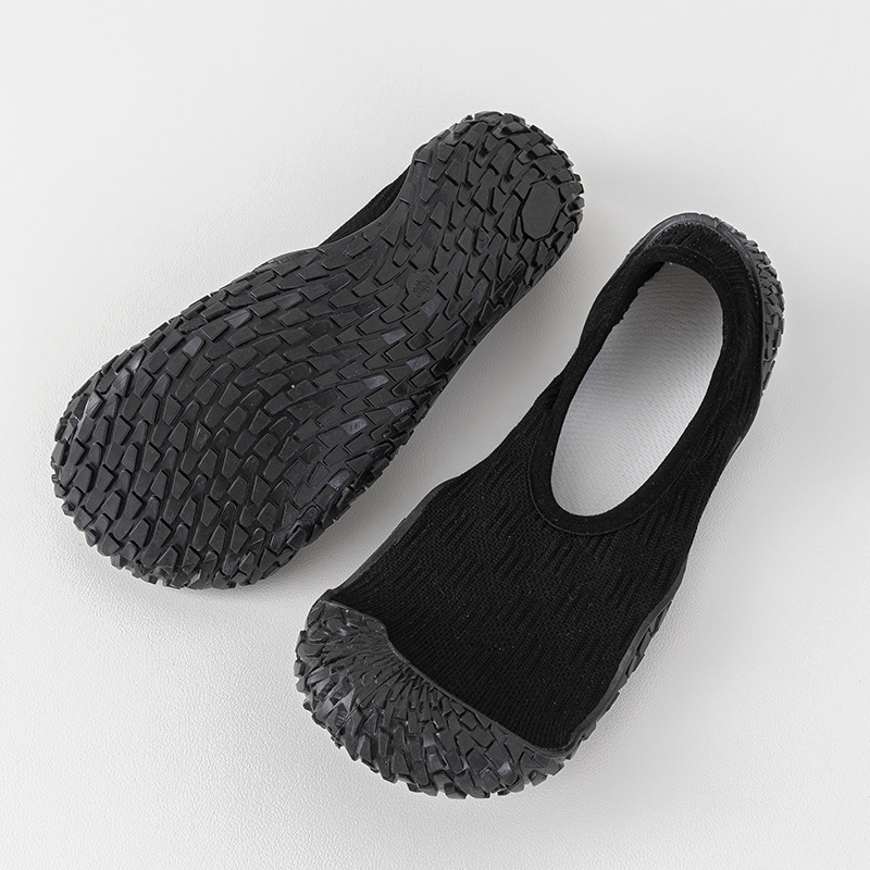 „Goren Shark Silent Yoga Special“ sportbačiai namams, neslystantys, amortizuojantys, minkšto dugno, šokinėjantys virvėmis.