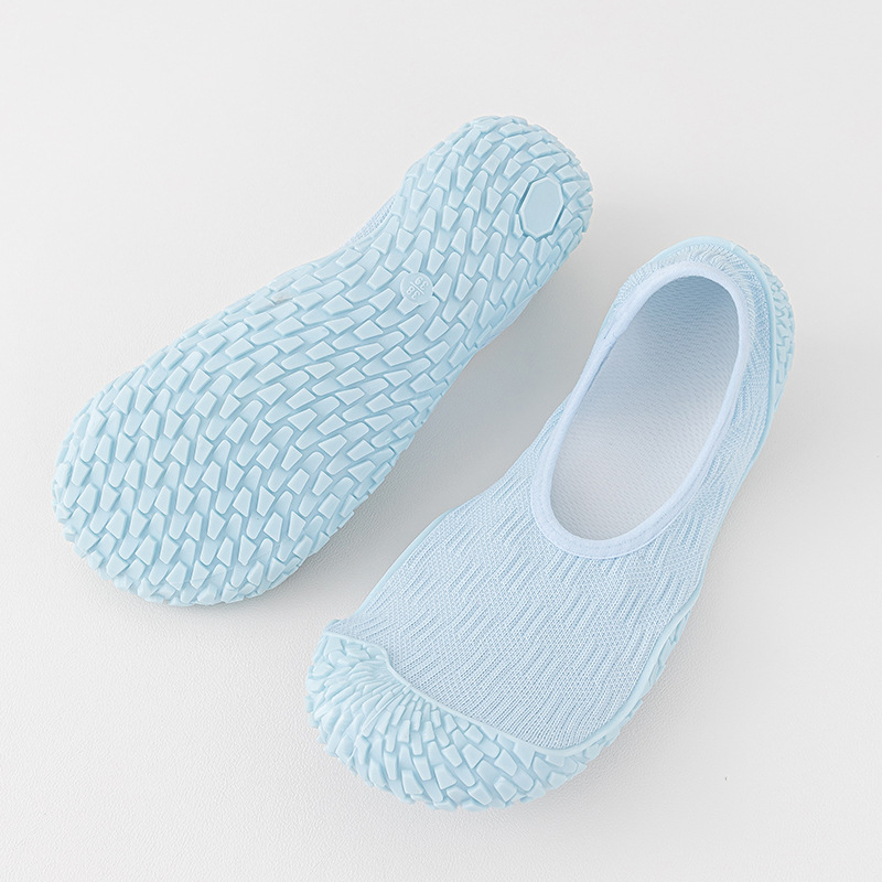 „Goren Shark Silent Yoga Special“ sportbačiai namams, neslystantys, amortizuojantys, minkšto dugno, šokinėjantys virvėmis.