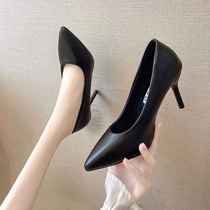 Professzionális, magassarkú, női tűsarkú, puha talpú, interjúra, légiutas-kísérő, diák etikett, osztály, hivatalos viselet, ingázó, fekete, munkáscipő, bőrcipő