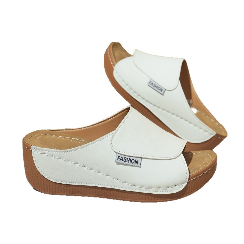 2024 Nyár Új Külkereskedelmi Éktalpas Papucsok Női Vastag Talpú Női Szandálok alkalmi Könnyű Plus Size Női SLI