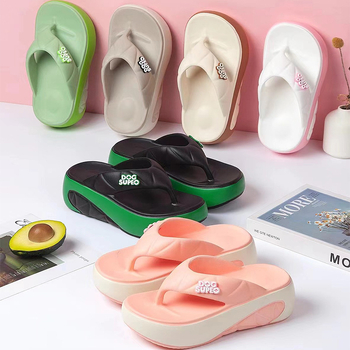 2024-es vastag aljú, megemelt eva klipszes papucs, női nyári papucs, külső ruházat, divatos nagykereskedelem